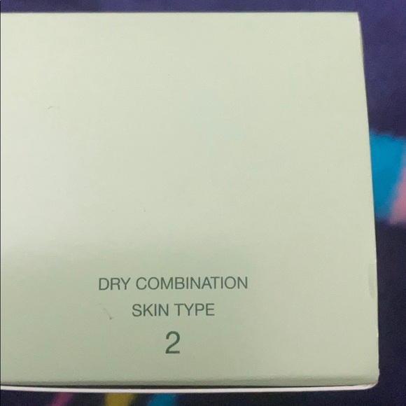 Brand new Clinique smart ❤️ - Picture 2 of 3